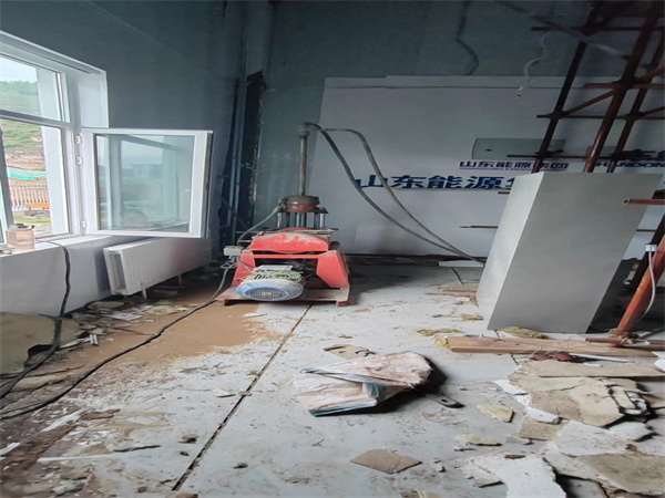 东至地基基础下沉墙体裂缝加固注浆顶升施工